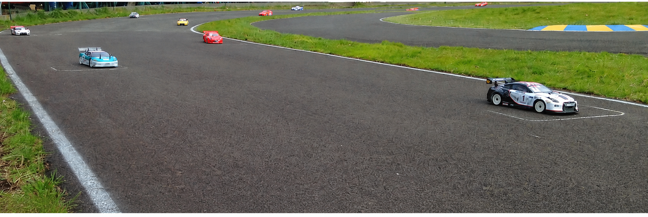 Starting grid at the HFCC circuit